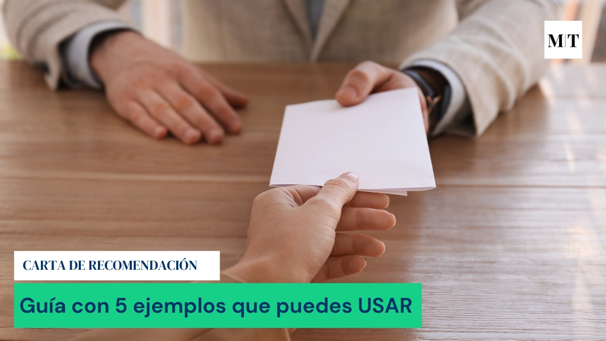 Una mano de una persona dando una carta de recomendación otra. A la imagen le acompaña el logo de news marketech y el siguiente texto: carta de recomendación, guía con 5 ejemplos que puedes USAR
